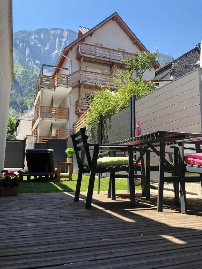Le Grandcoeur Apartment เลอบูร์-เดอัวซ็อง ภายนอก รูปภาพ